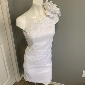Beautiful dress for bridal shower!